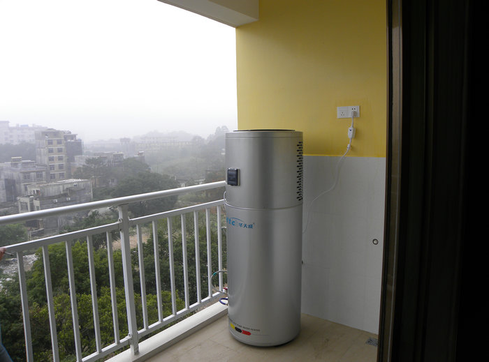 家用空气能热水器